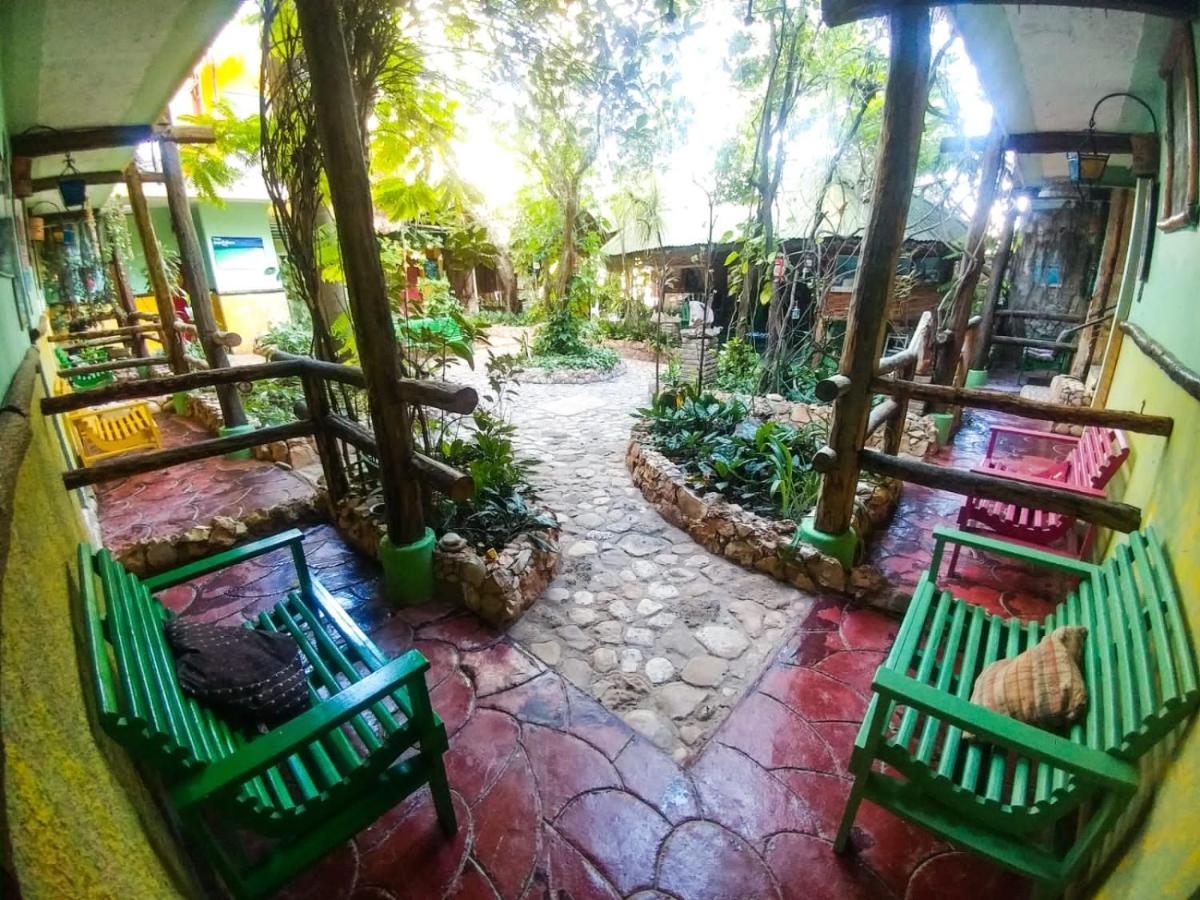 Hostal Dona Chava Pedernales Zewnętrze zdjęcie